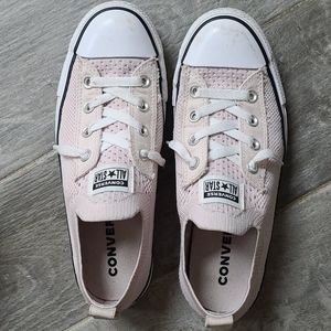 Pink knit shorelines